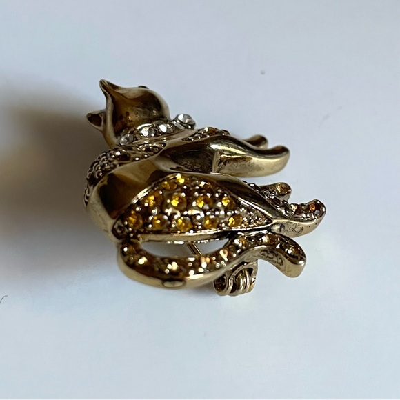 Vintage goldtone cat brooch pin arched back rhinestones cat lady - Picture 8 of 12